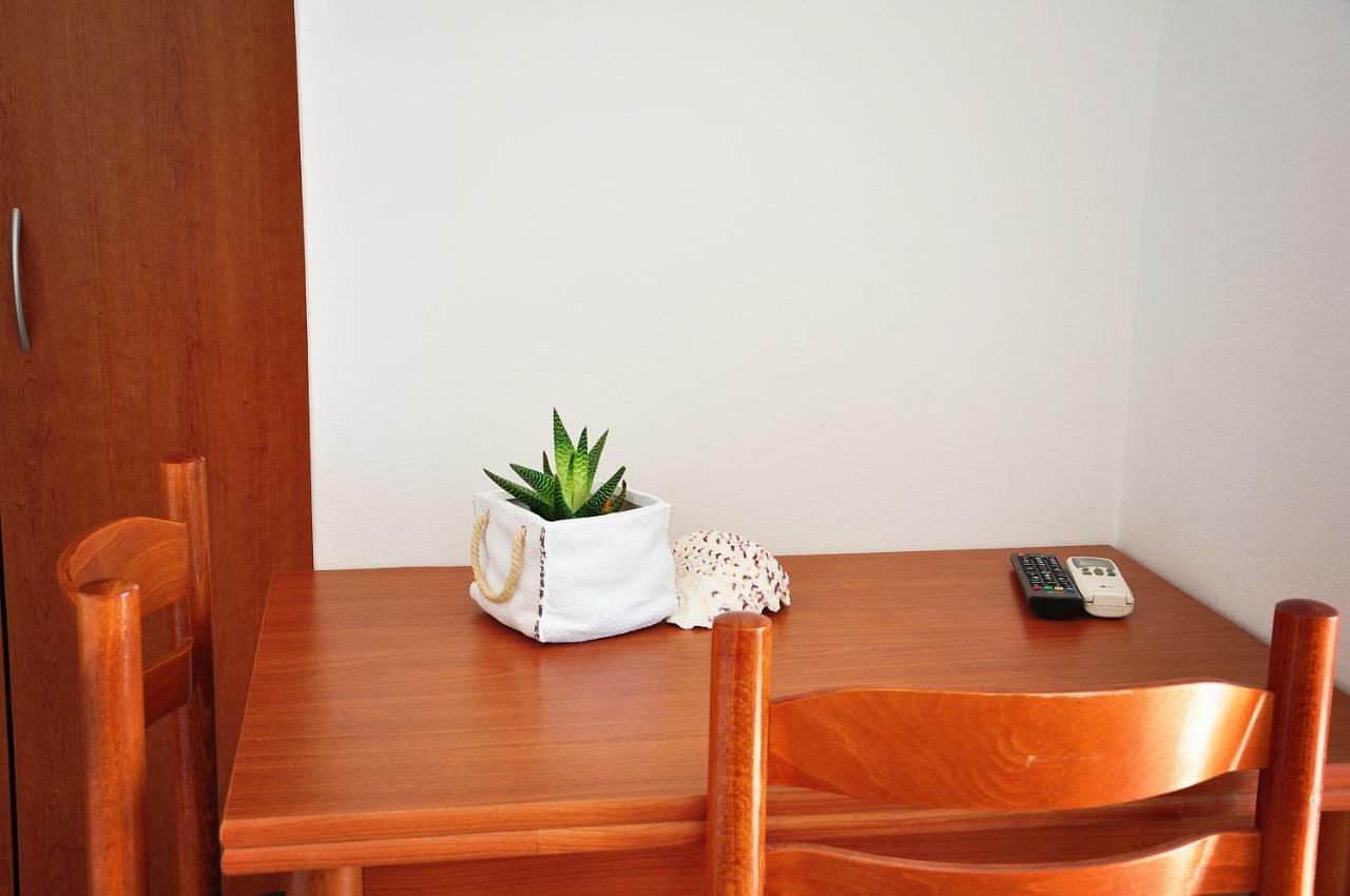 Sunrise Studio Apartments 3 ロクヴァ・ロゴズニツァ エクステリア 写真