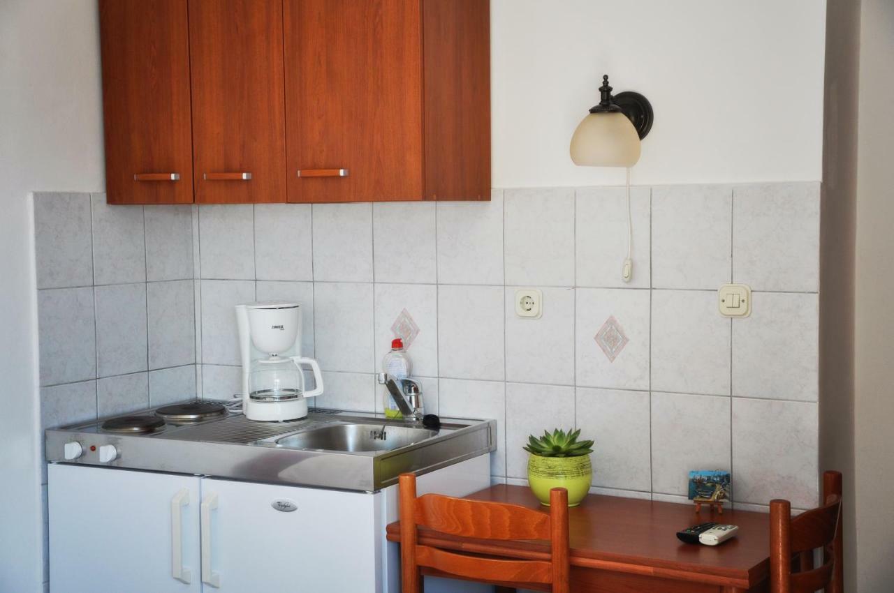 Sunrise Studio Apartments 3 ロクヴァ・ロゴズニツァ エクステリア 写真