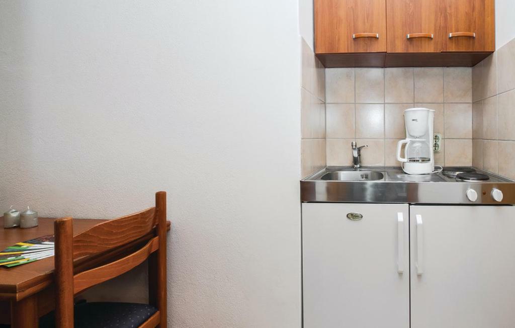 Sunrise Studio Apartments 3 ロクヴァ・ロゴズニツァ エクステリア 写真